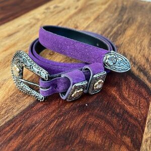 A. Brod Women’s suede & leather thin purple belt